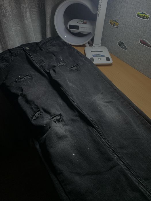 слім фіт джинси.