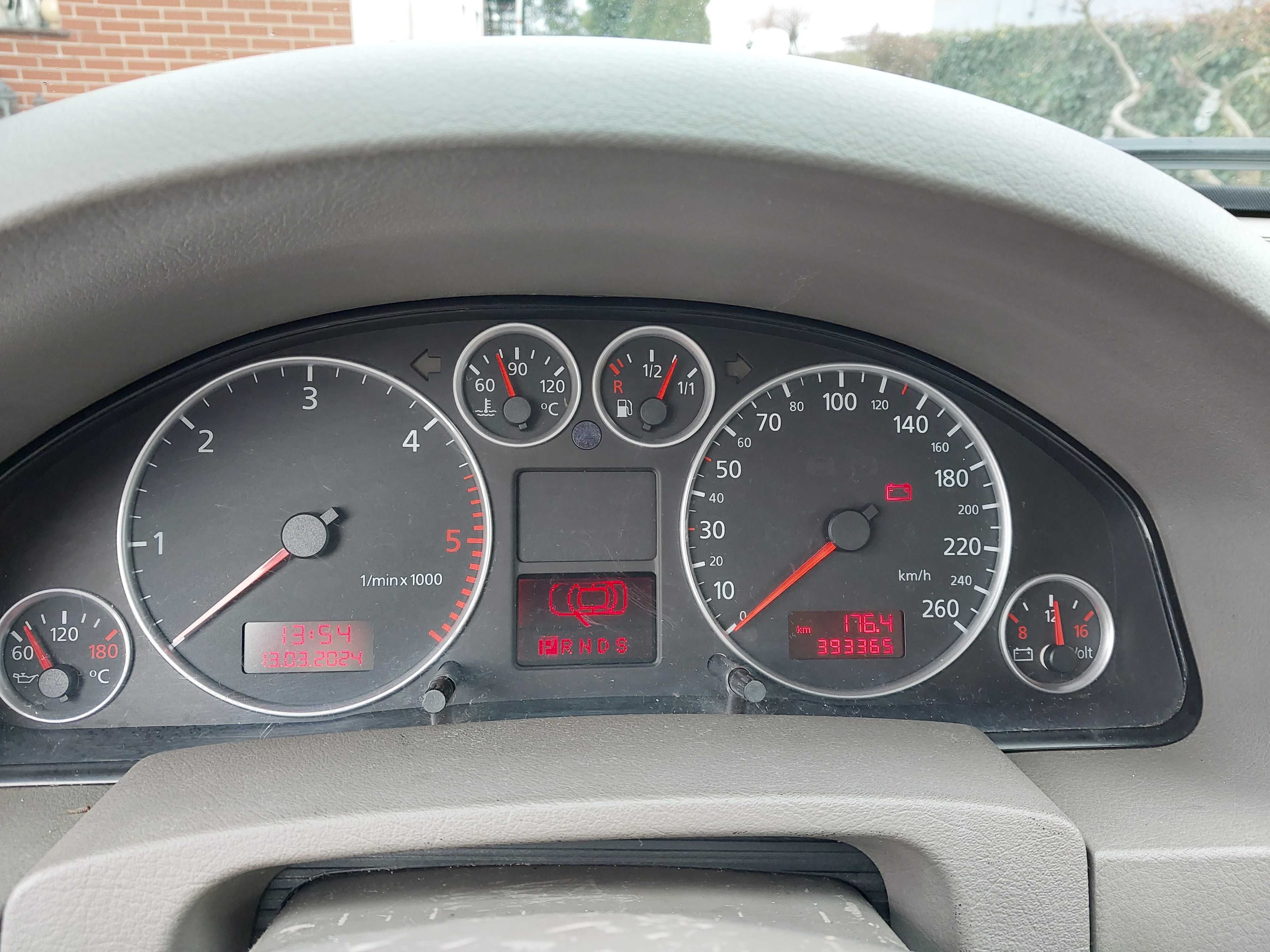 AUDI A6 C5 2.5 180km quattro