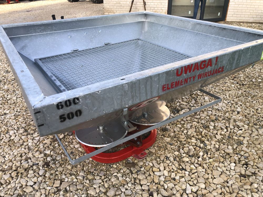 Rozsiewacz nawozu, nawozów abra 600;700;800;1000;1200 nowość