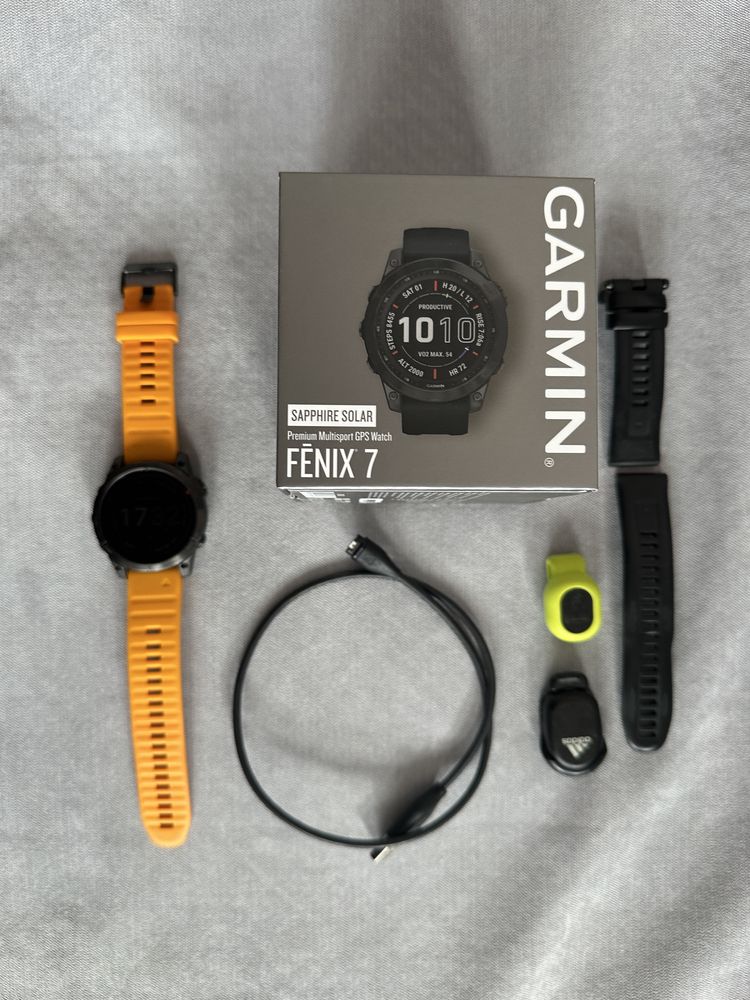 Garmin Fenix 7 Sapphire Solar dużo dodatków