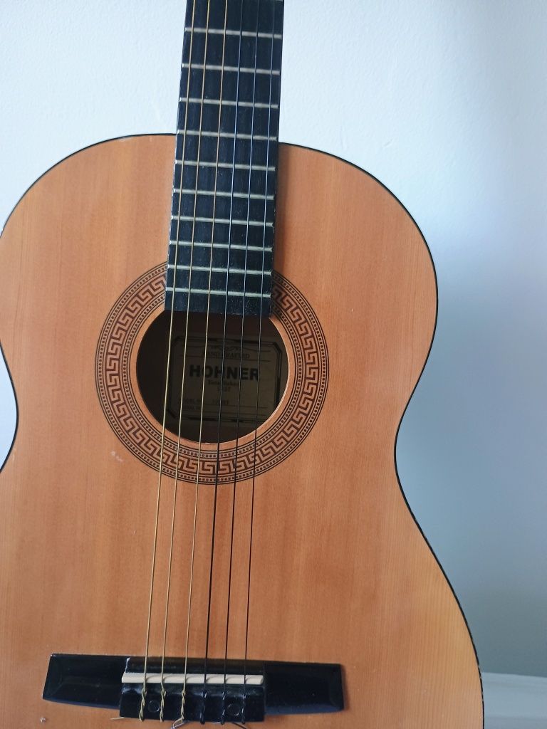 Gitara klasyczna z pokrowcem