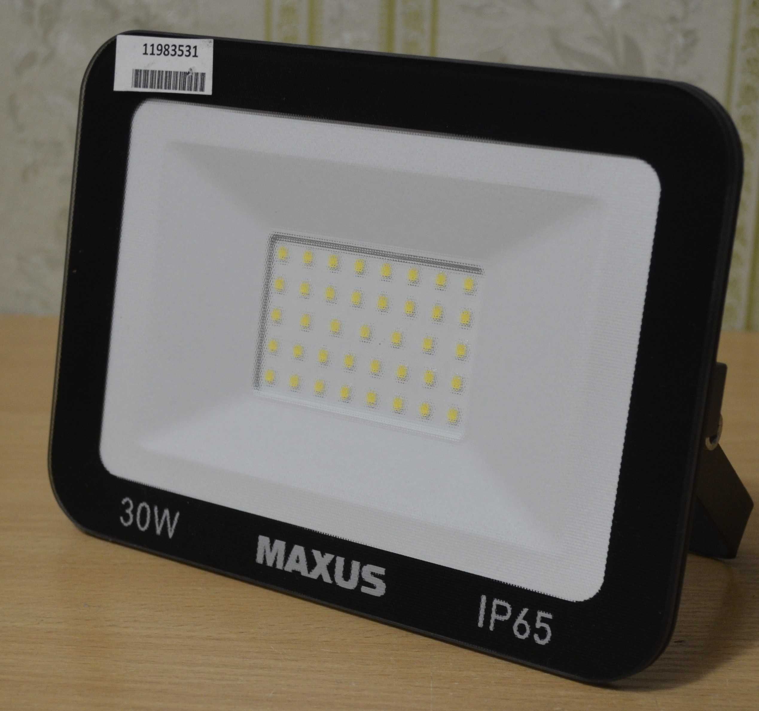 LED прожектор Maxus 30Вт.