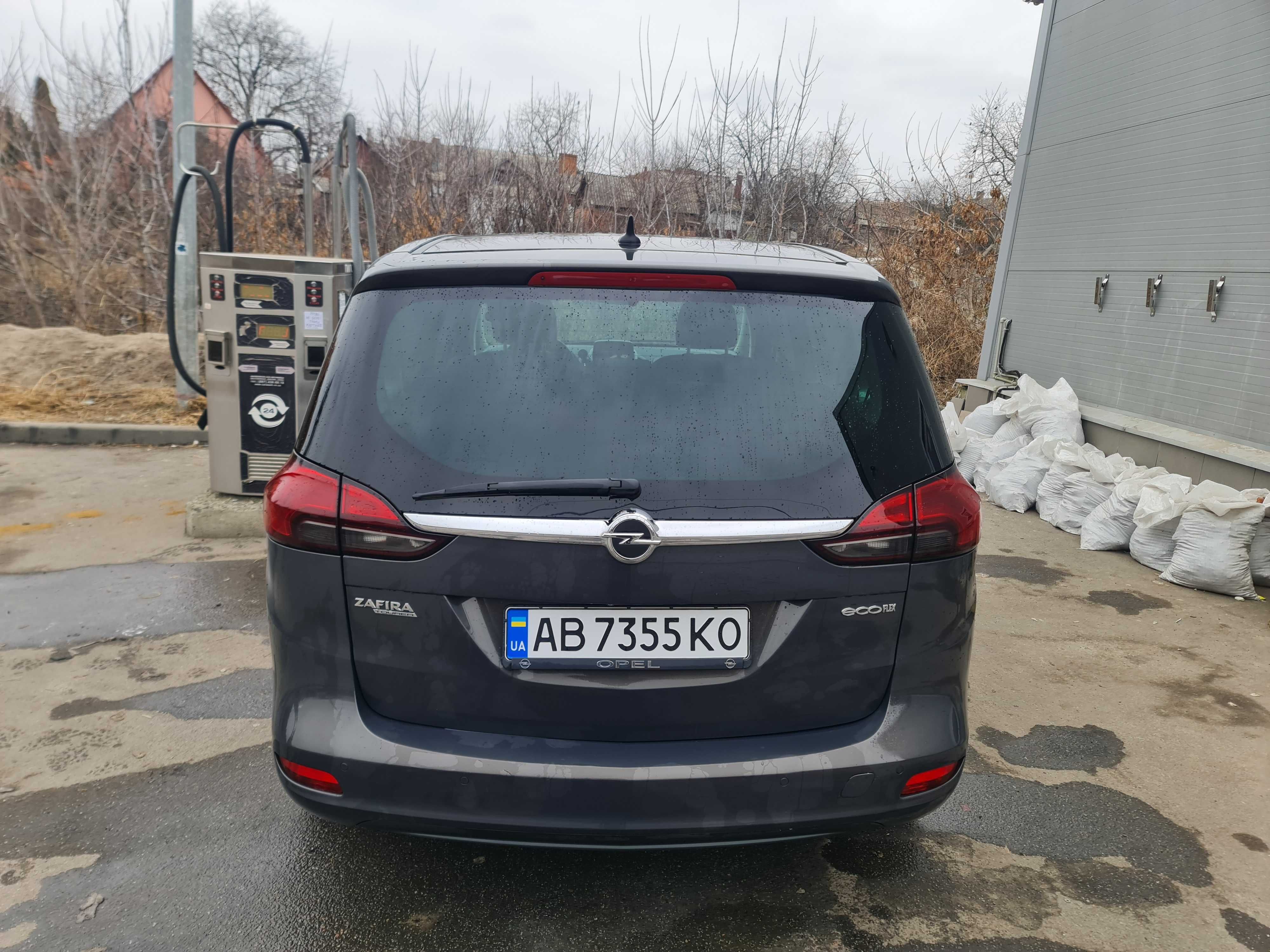 Opel zafira c 1.6 2014