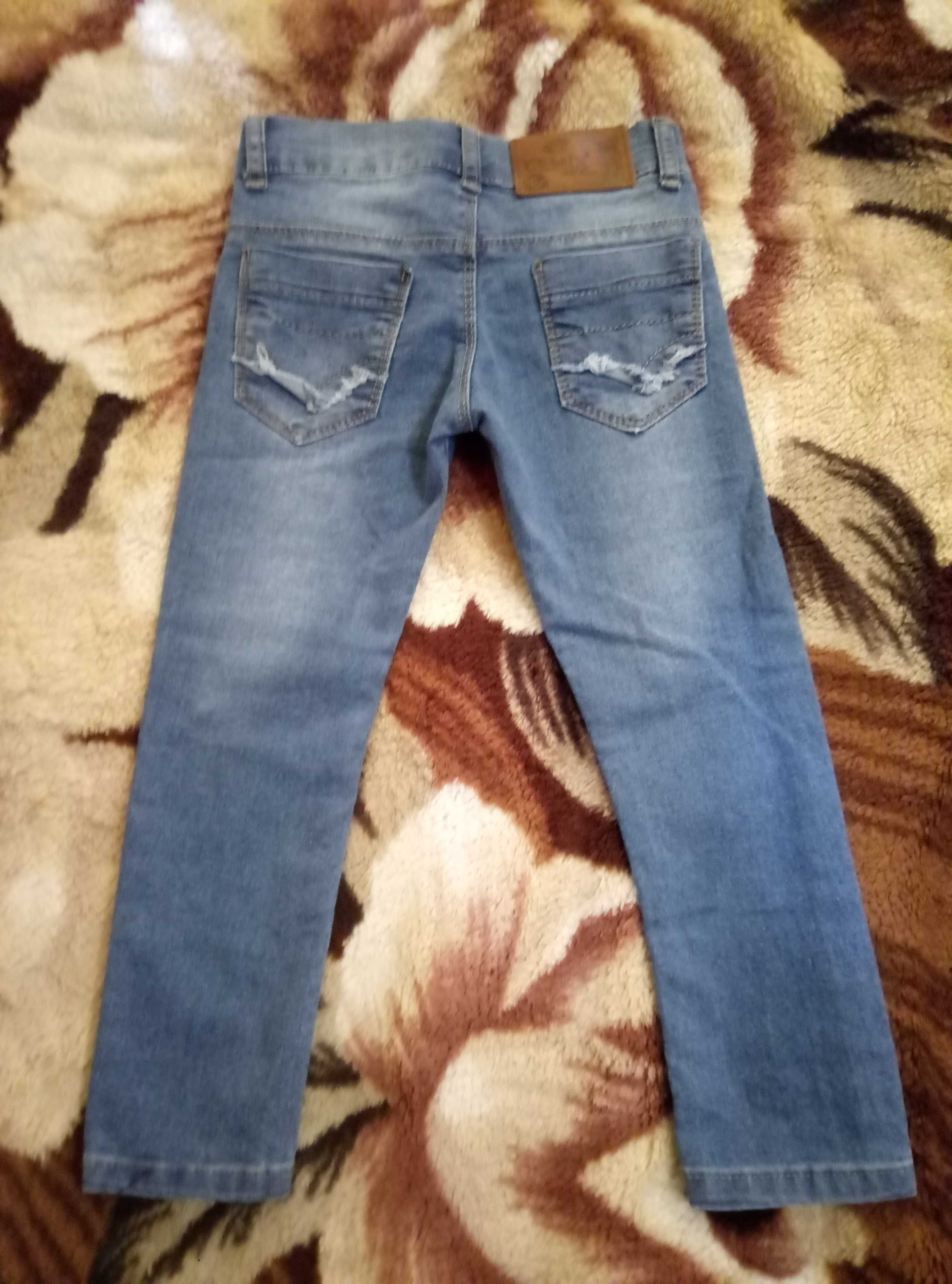 Новые стрейчевые джинсы на рост 110см деми унисекс (Турция)