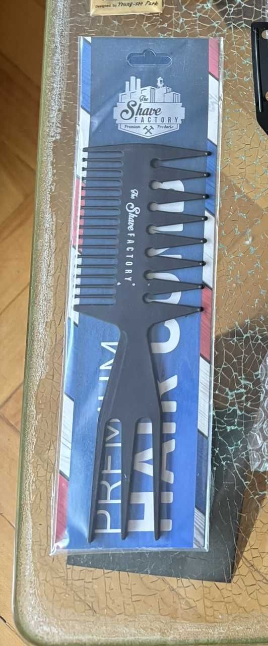 Grzebień do włosów The Shaving Factory Hair Comb 034