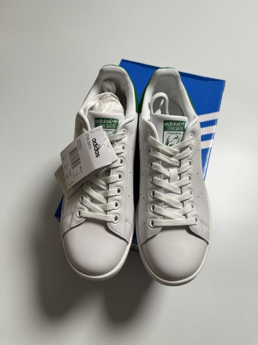 Bytu Adidas rozmiar:40