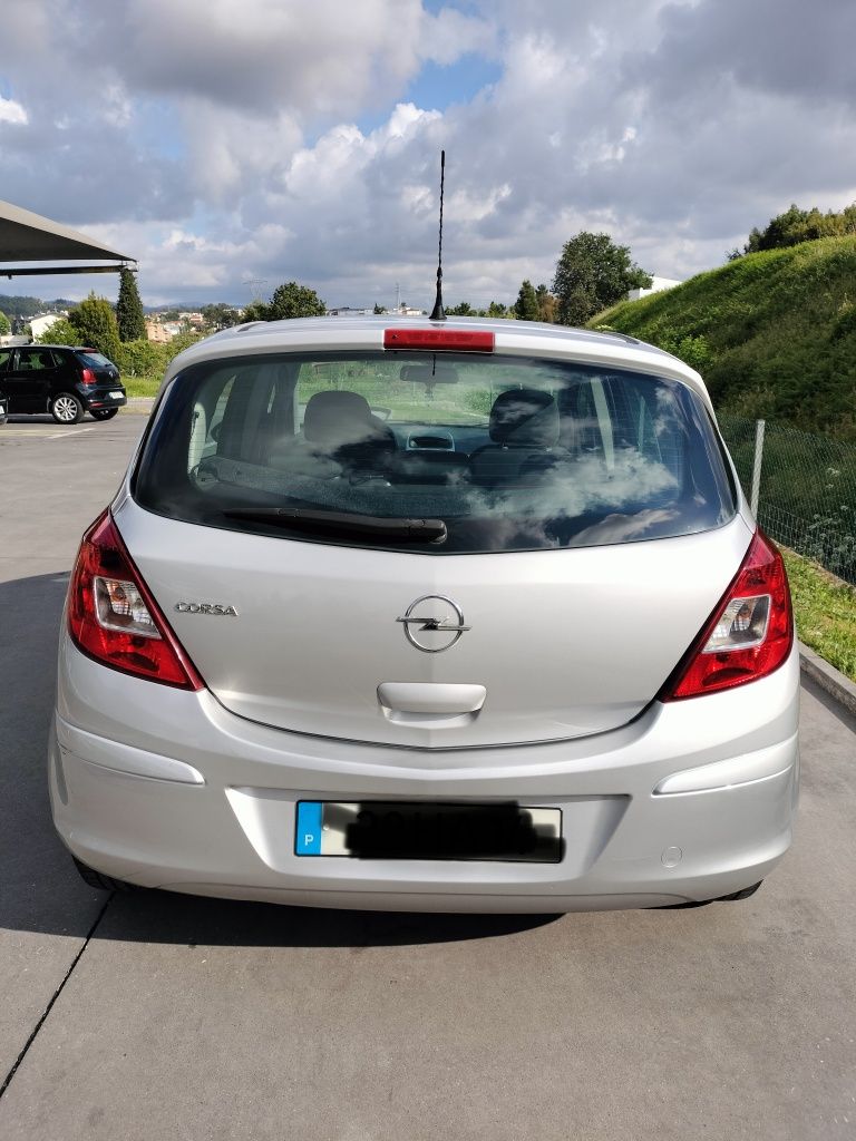 Opel corsa D 174000km
