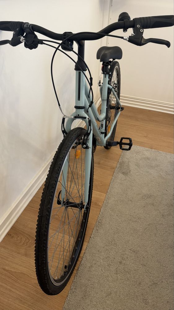 BICICLETA DE TREKKING RIVERSID