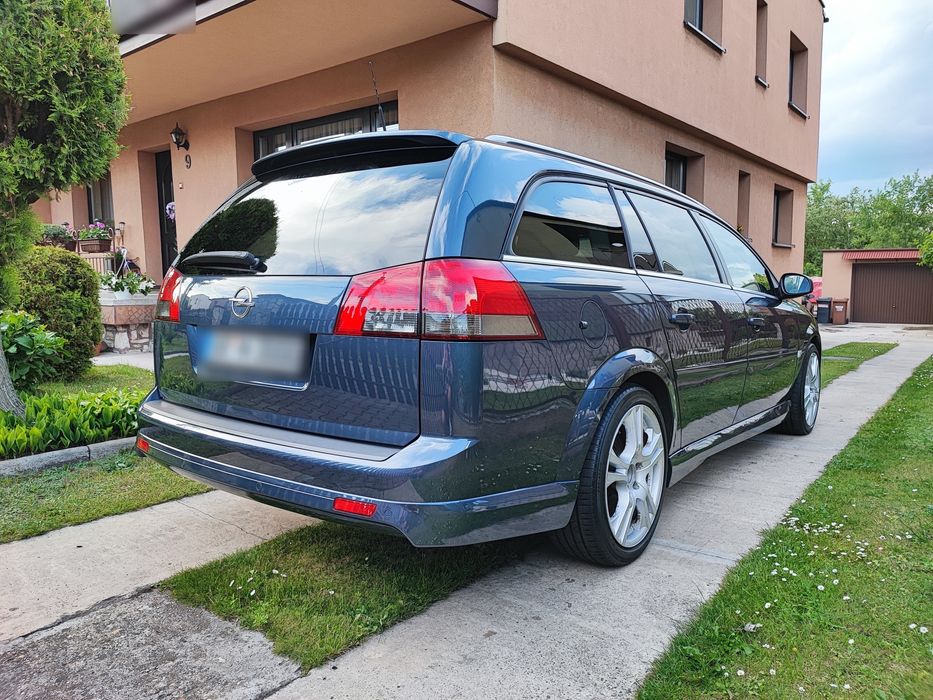 Zderzak Tył Opel Vectra C kombi Opc Line Z168