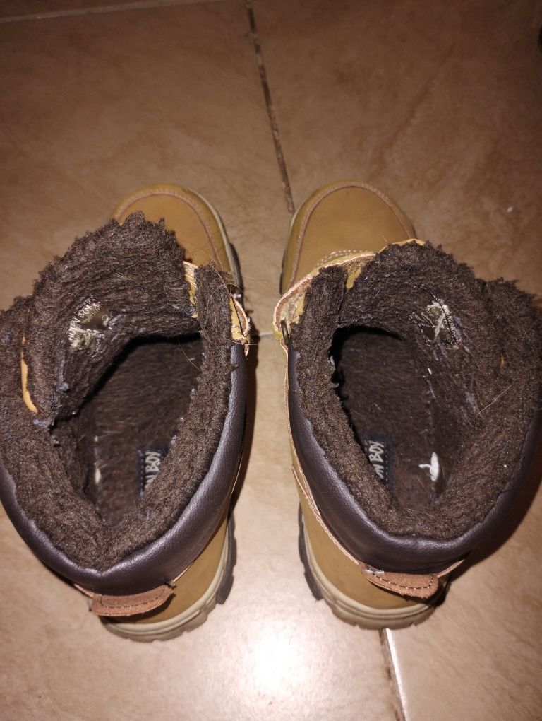 Buty zimowe r. 35