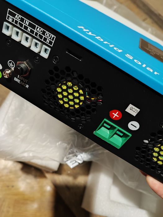 Инвертор 12 вольт 2000w