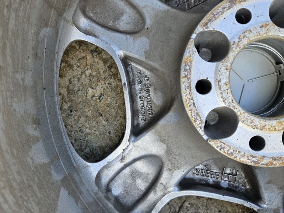 Продам Диски 17 Диаметр с Мерседеса Е класс