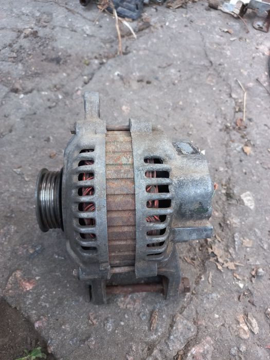 Генератор митсубиси галант 1986г 2.0 бензин