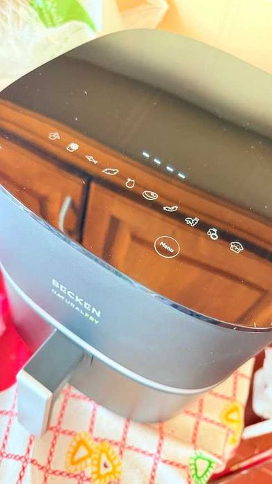 Fritadeira sem Óleo BECKEN BAF9331BK Digital 5L