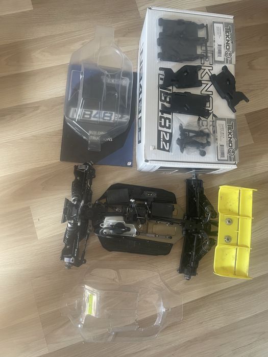 Tekno nb48 2.2 nitro buggy 1:8 rc