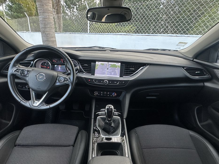 Opel insignia Grand Sport