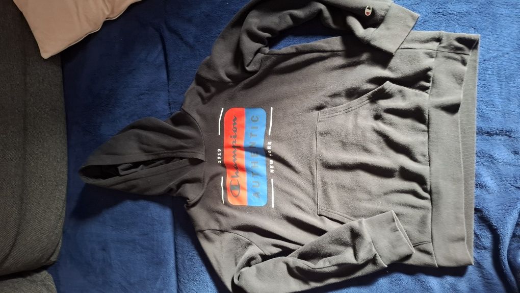 3 Bluzy chłopięce-Champion i H&M