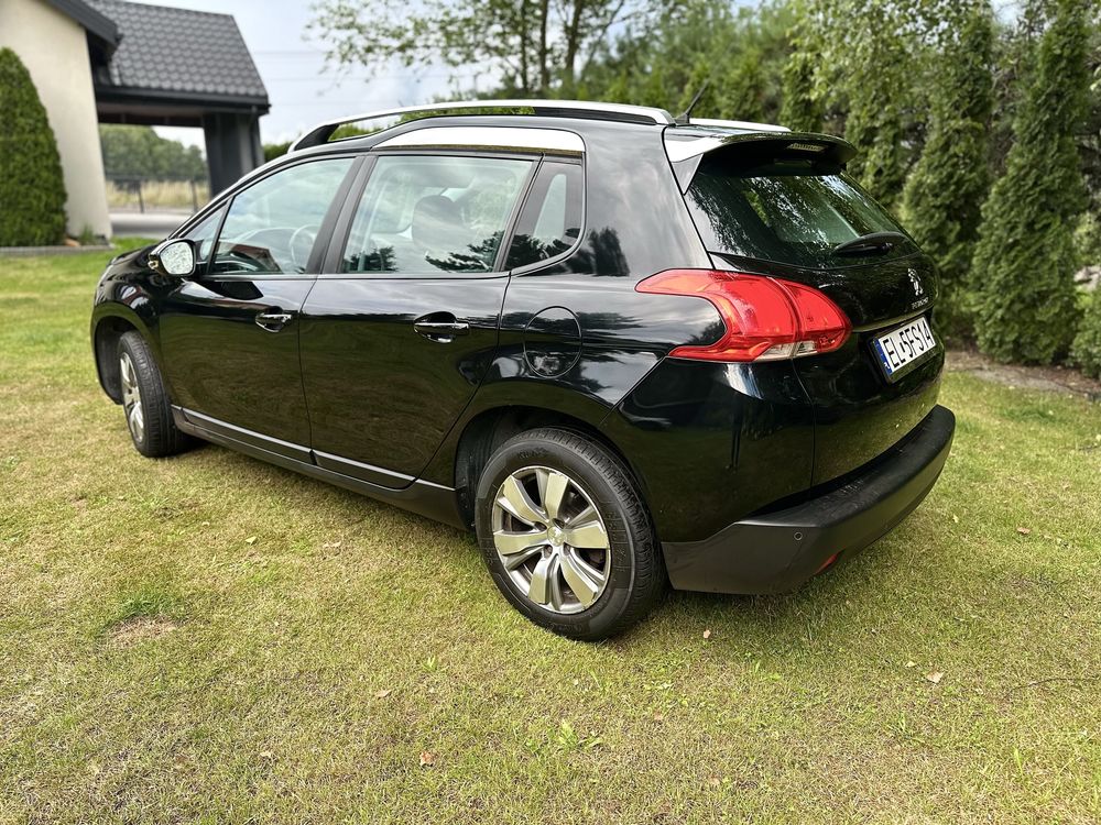 Peugeot 2008 1.6 benzyna + gaz, hak, automat, świetny stan