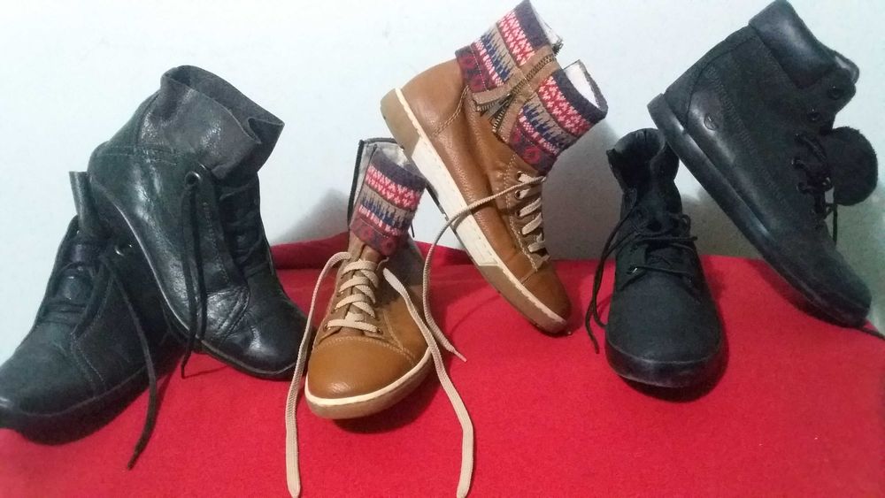 Черевики жіночі деми,шкіра-Wolky-39;Rieker-38/24,5Timberland-39