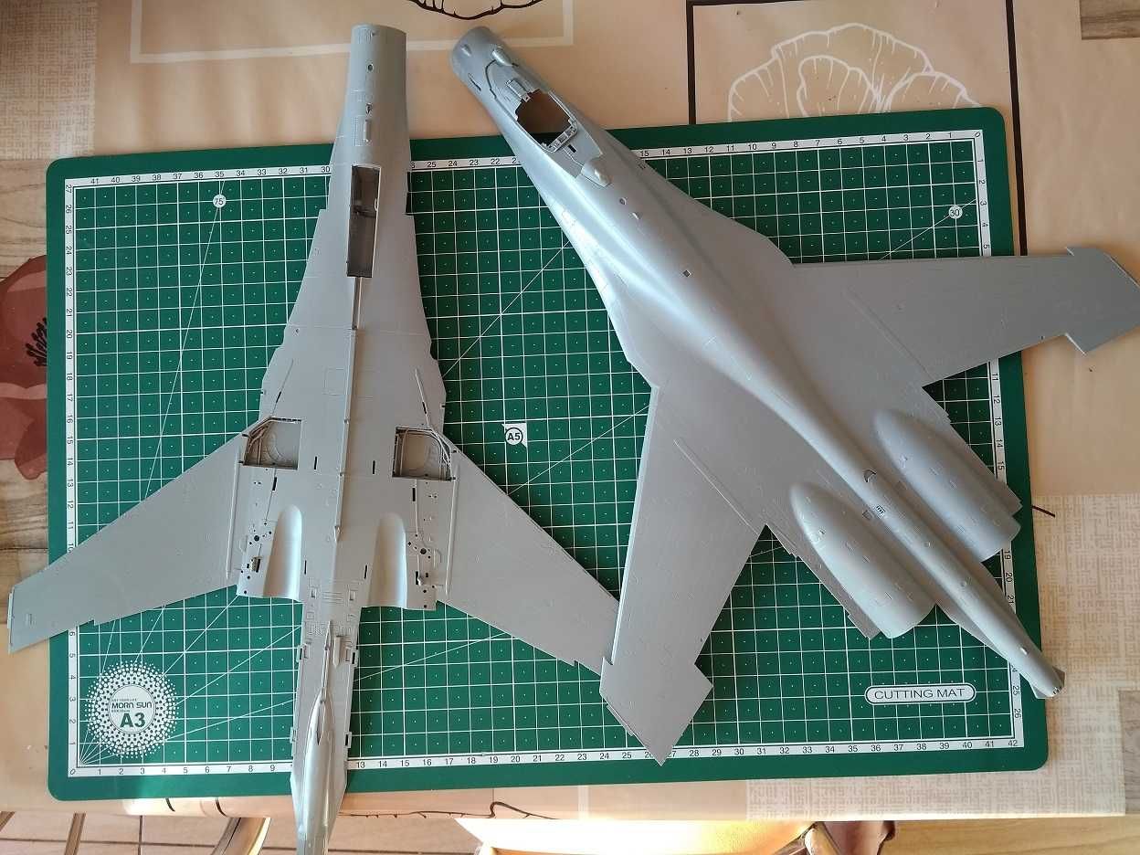 Модель самолёта Су-35С масштаб 1/48 от GWH + дополнения