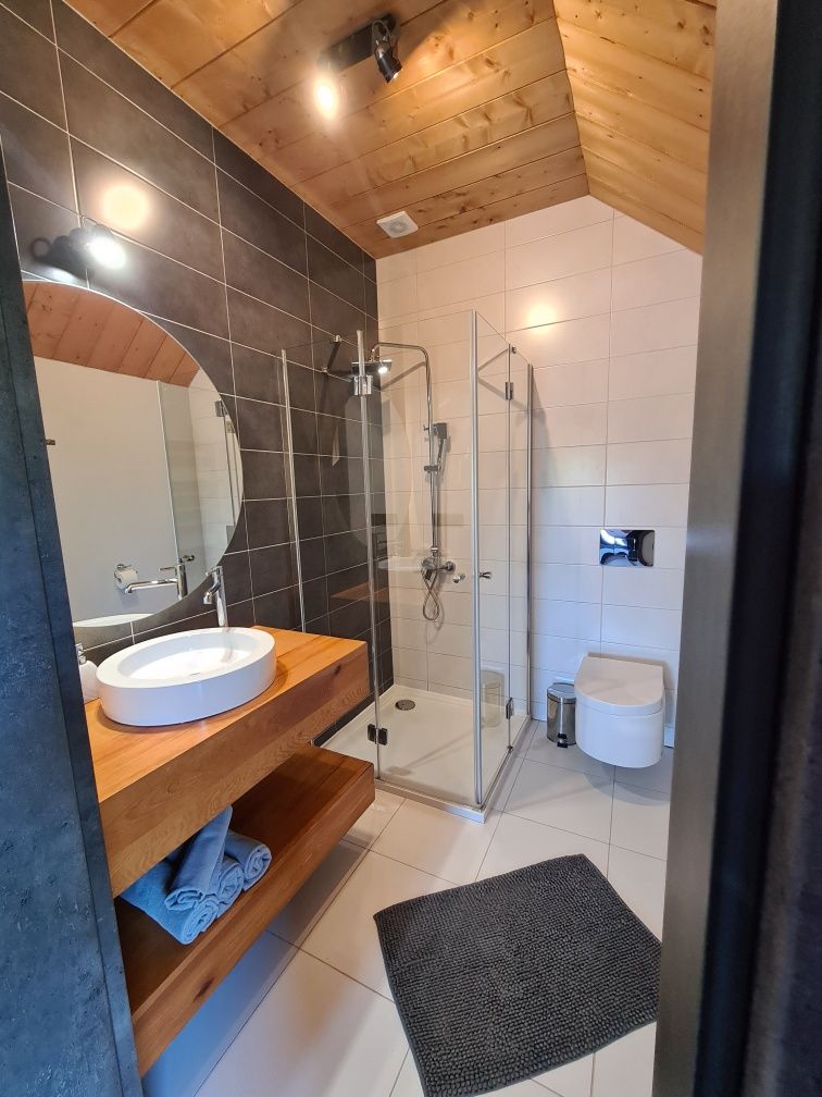 Spokoje- Noclegi nad jeziorem Apartament,plaża,łódki,balia