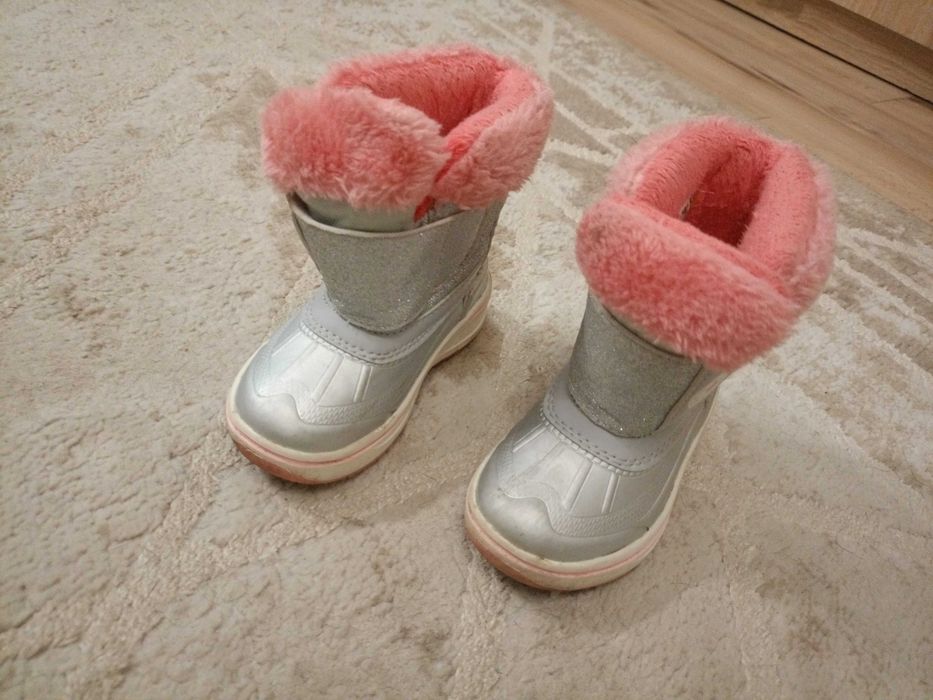 Kozaczki dziewczęce rozmiar 22