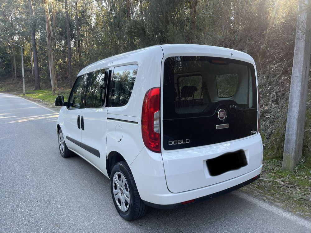 Fiat Doblo 1.3Multijet 5 lugares Nacional