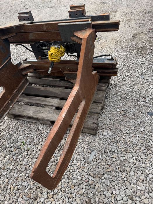 Chwytak do bel / makulatury / osprzęt do wózka widłowego 3A/2A