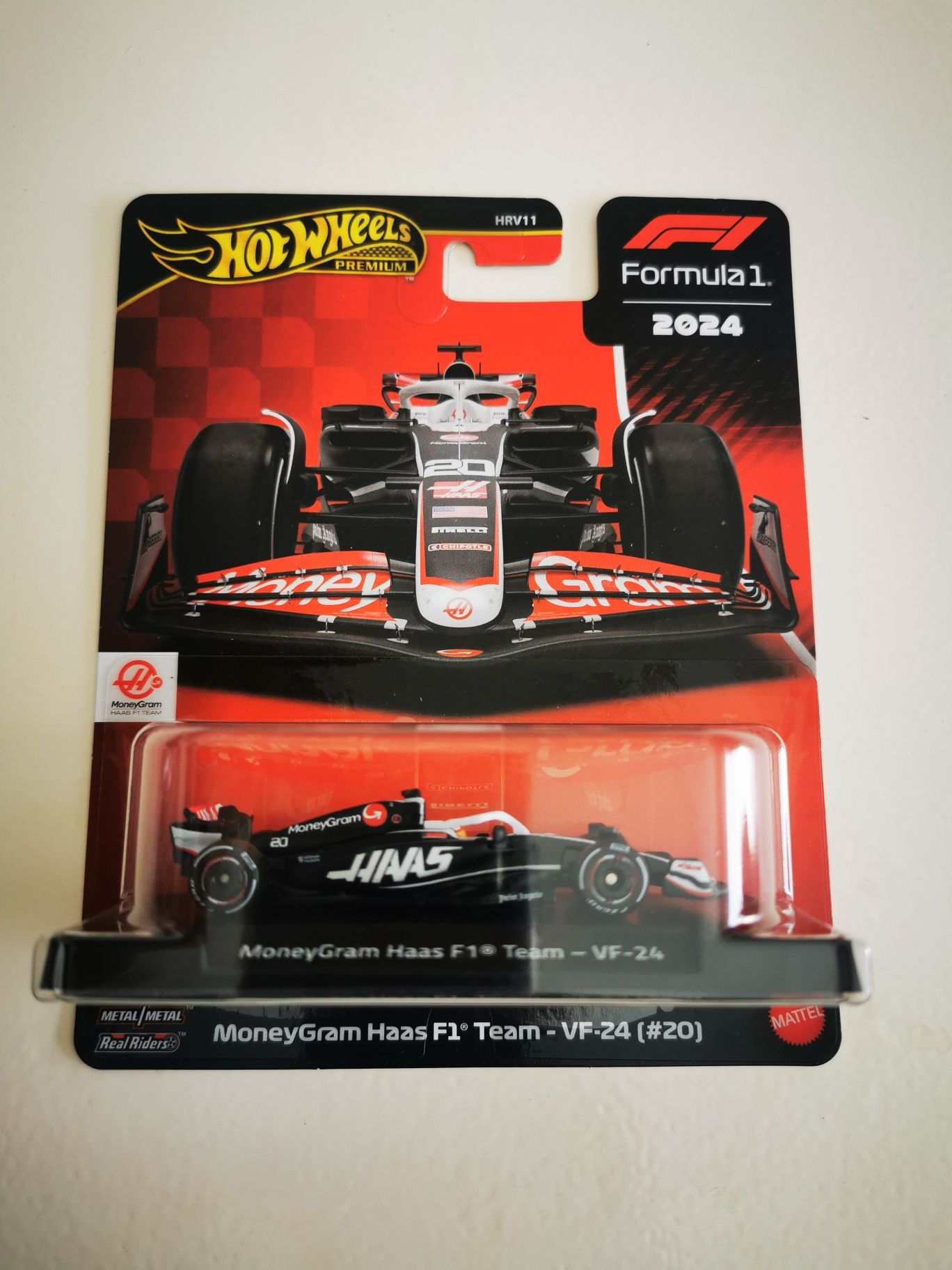 MoneyGram Haas F1 Team #20 Magnussen Hot Wheels Premium
