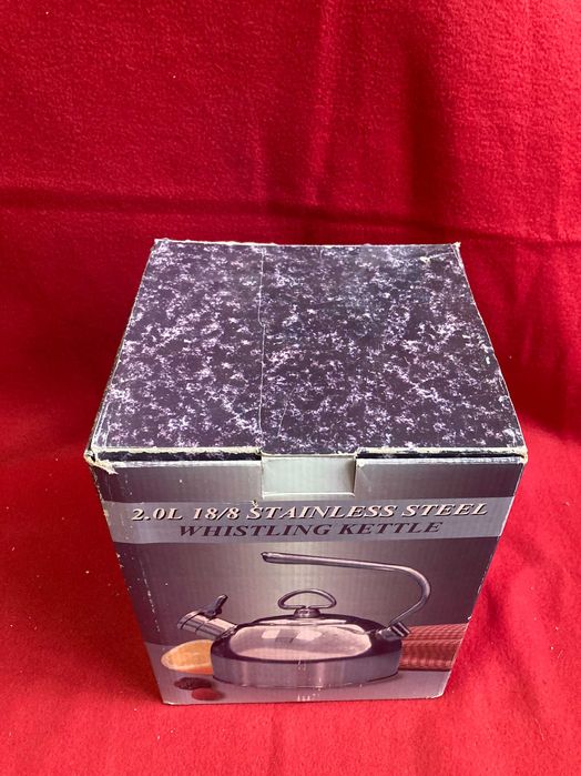 Chaleira de inox, nova