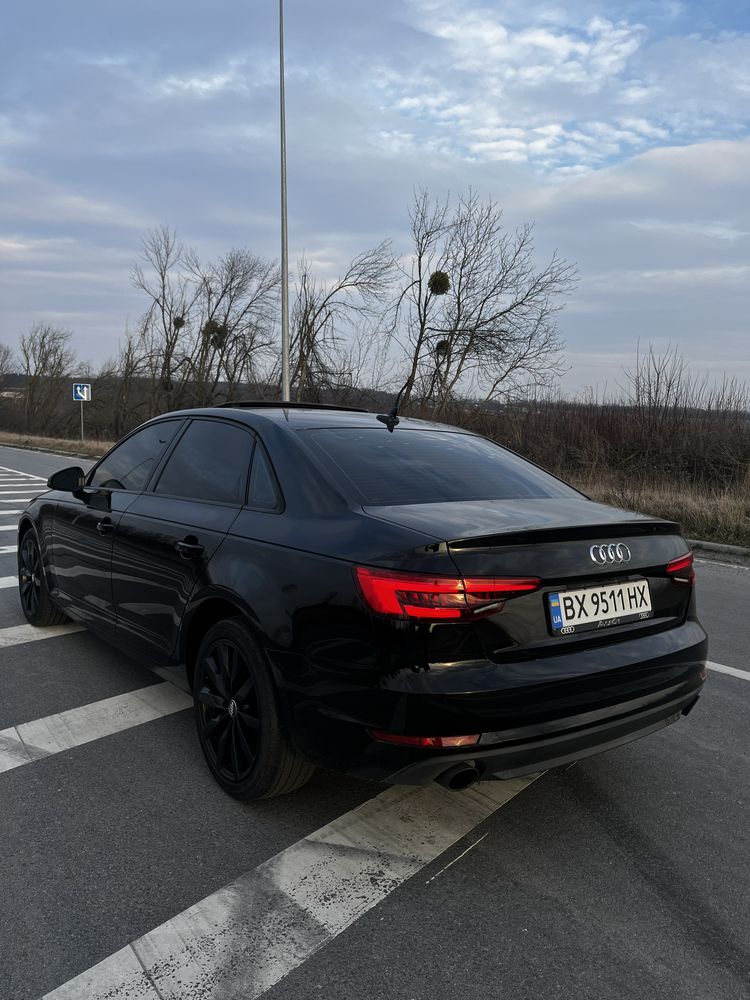 Продам Audi A4 2017