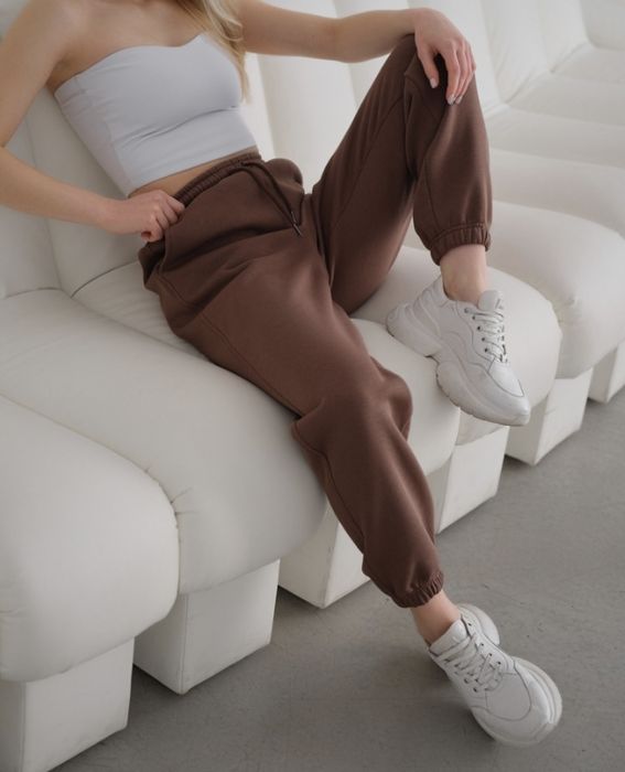 Жіночі спортивні штани staff