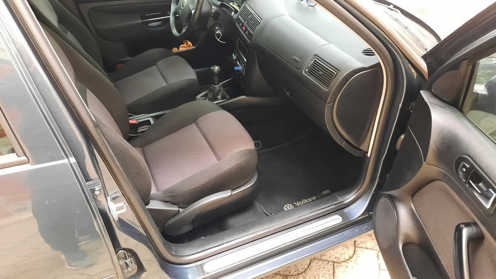 Volkswagen Golf 2001 р