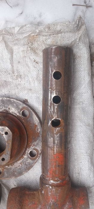 Поворотний кулак т 25