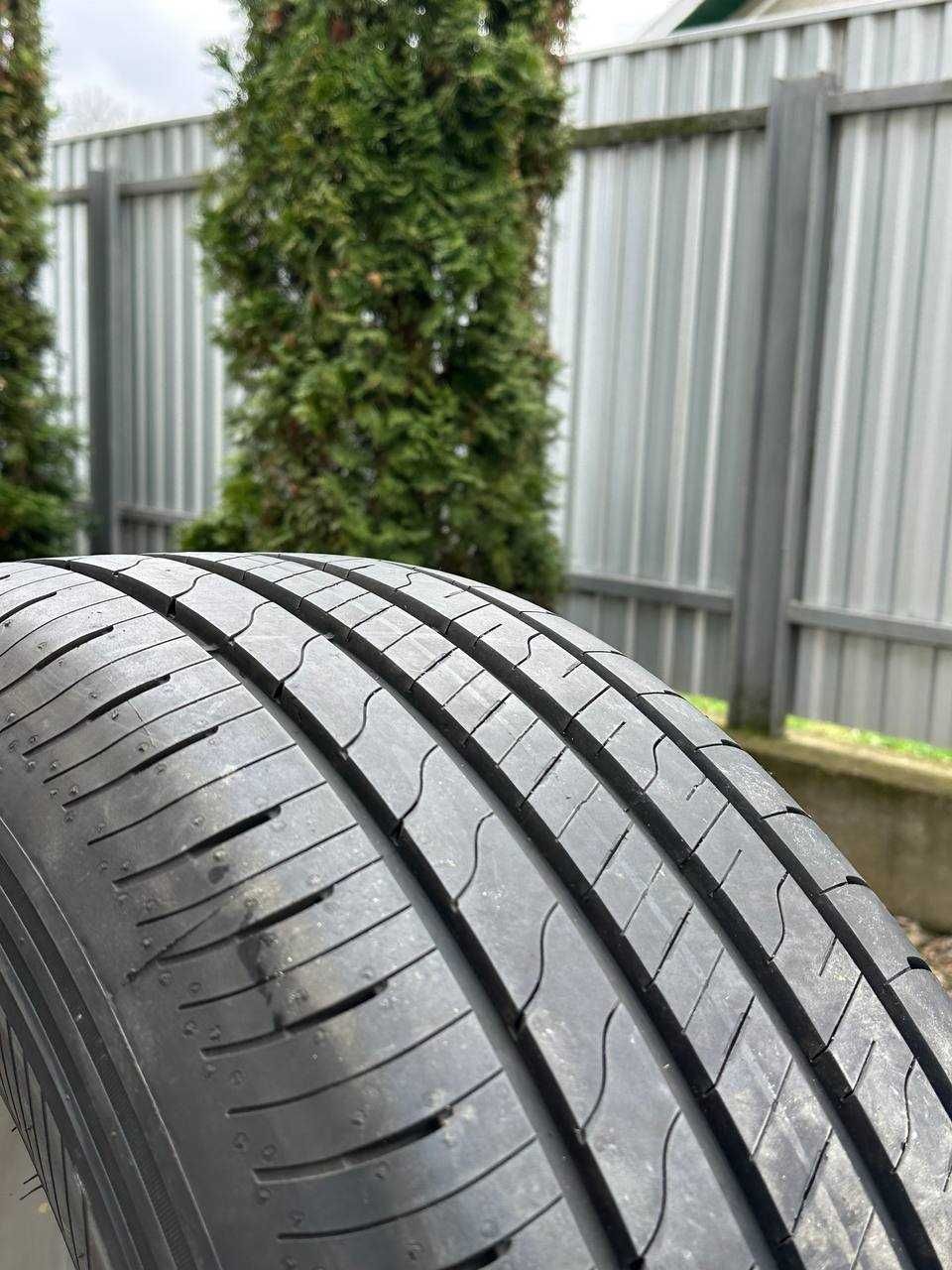 Комплект резини Goodyear EfficientGrip2 SUV 265.65.17.Диски MITSUBISHI