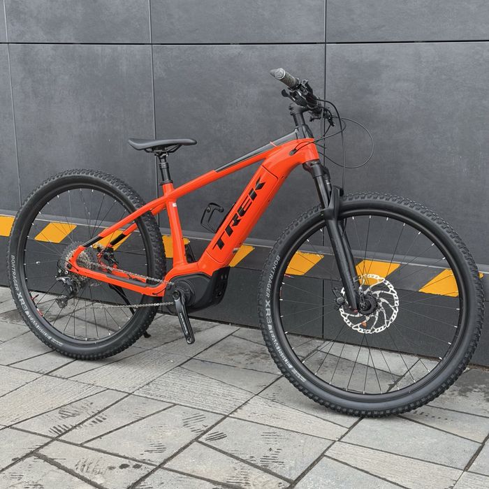 Trek powerfly 7 2022 рік зарядне у комплекті оригінальне та ключі