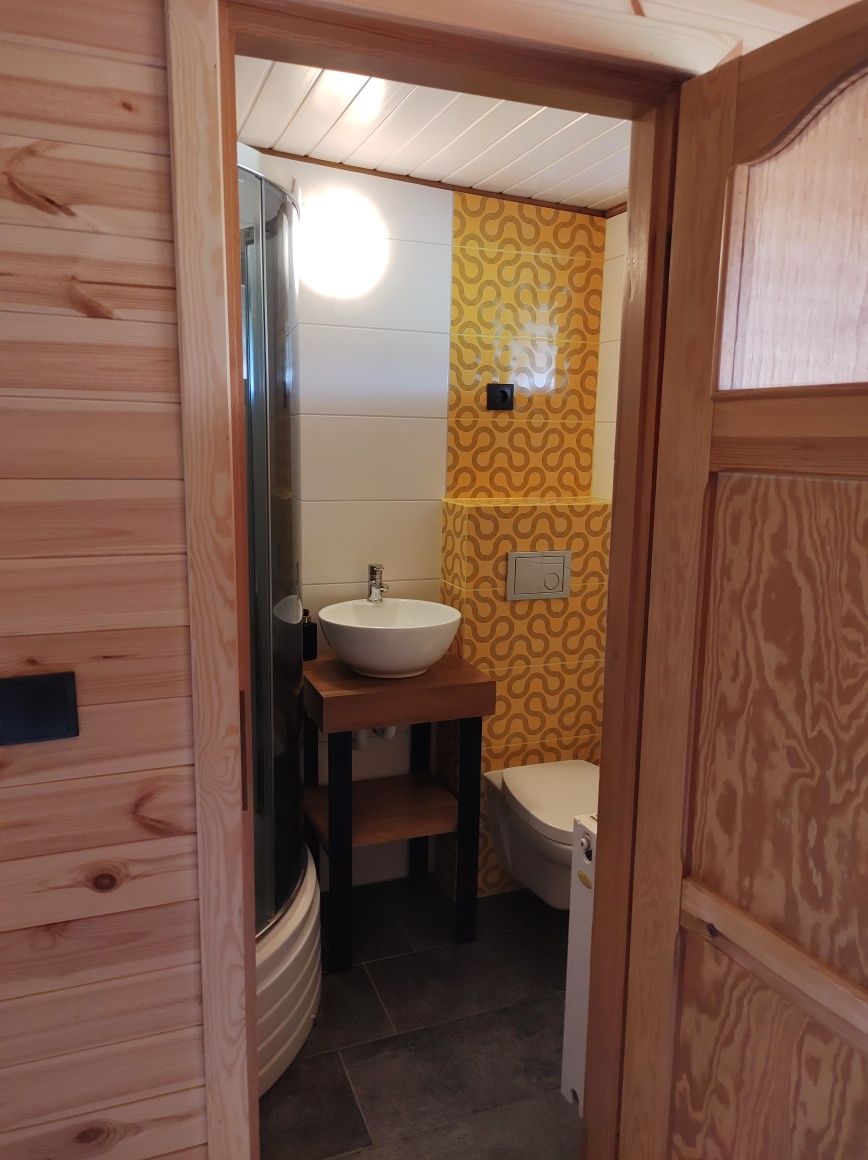 Dom nad jeziorem, Całoroczny ,8 osobowy, Las , Jezioro, Wędkowanie,
