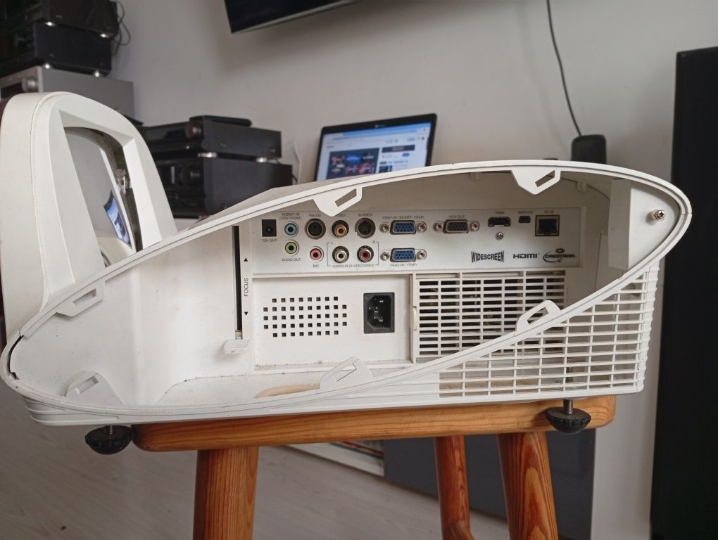 Projektor Optoma
