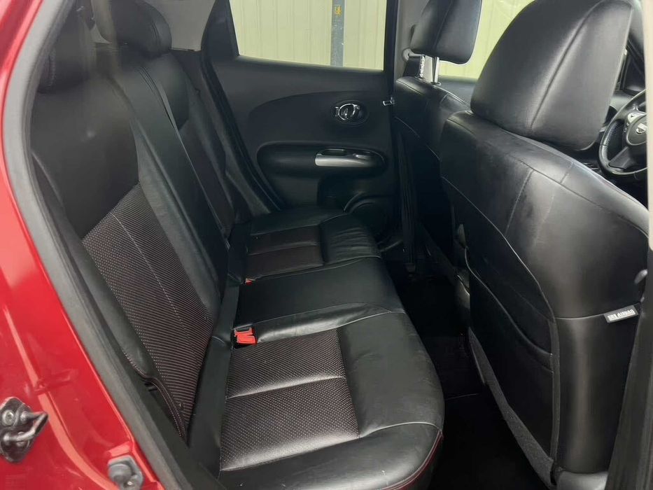 Nissan Juke SV      2013