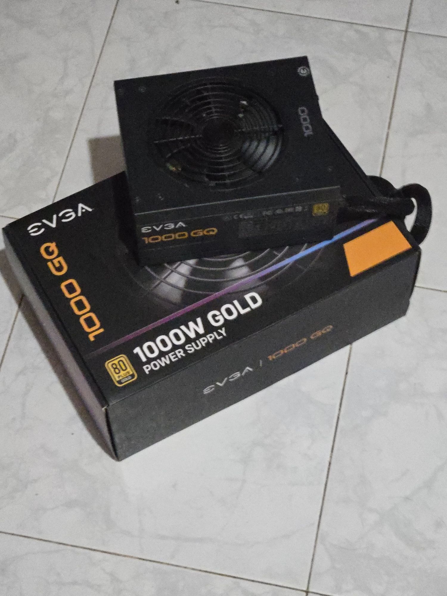 Evga 1000 Gq & Corsair Rm1000x - Fontes de alimentação Gold Gama Alta