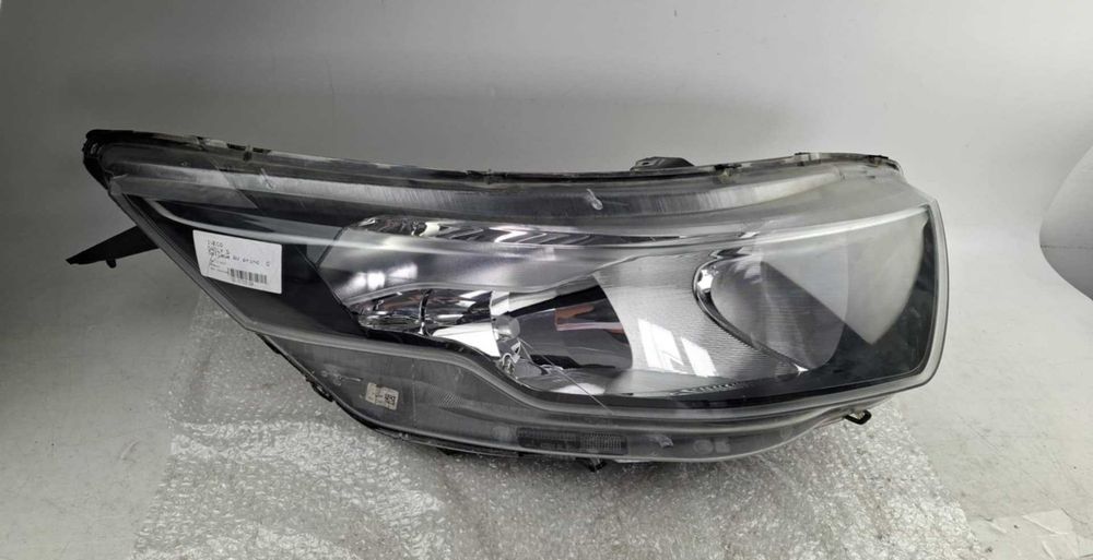 Lampa prawa Iveco Daily przód Europa