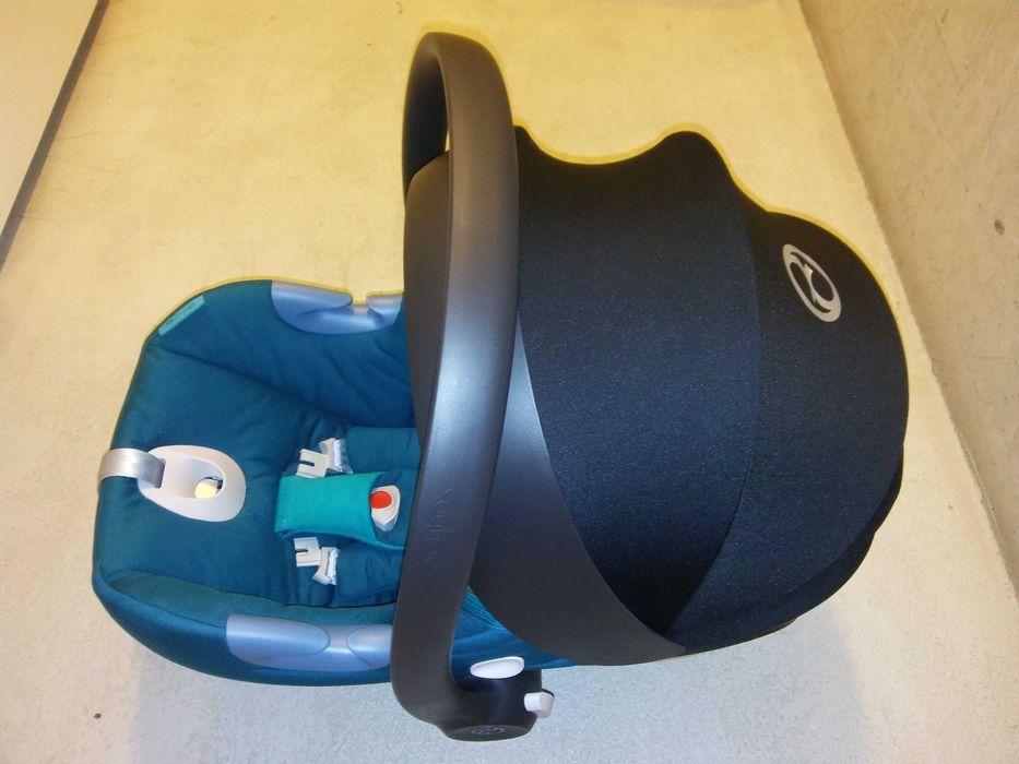 Cybex cały zestaw 2 foteliki Aton, Sirona z bazą M