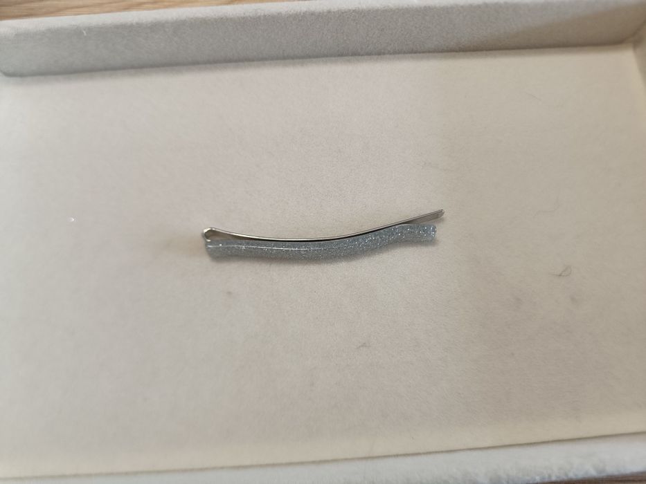 Srebrna wsuwka do włosów z brokatem ozdobna nowa