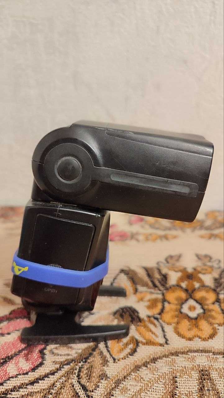 Вспышка Yongnuo YN560 III