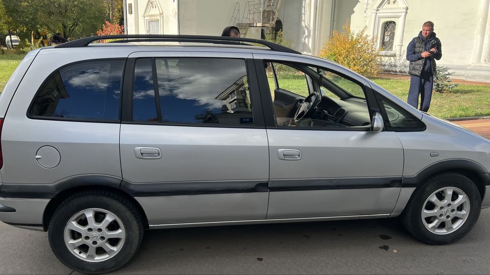 Продам Opel zafira 2.0tdi