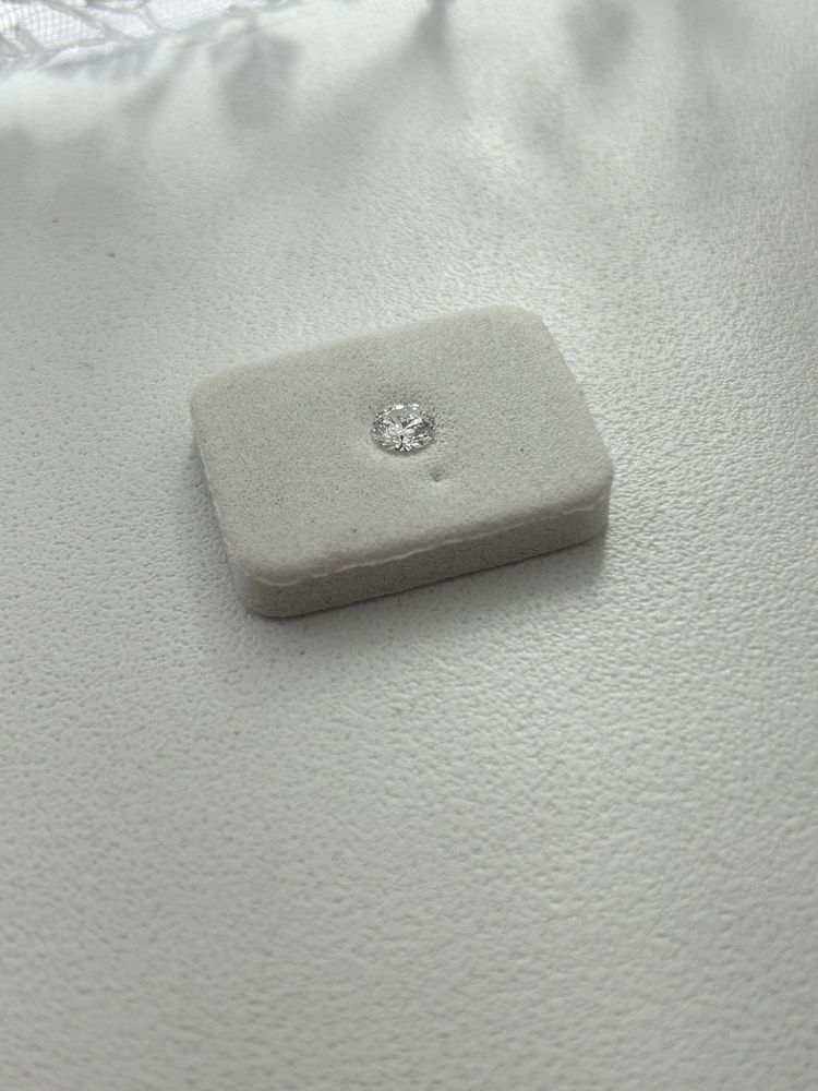 Diament 0,31ct Certyfikat GIA