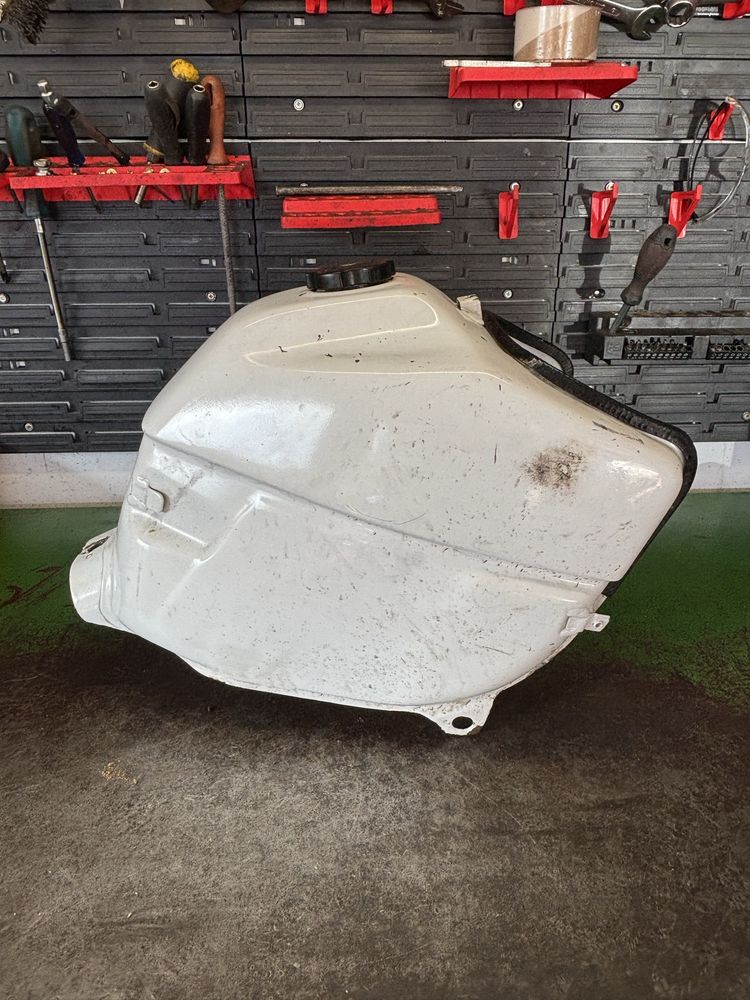 Bak Zbiornik Paliwa YAMAHA XT600