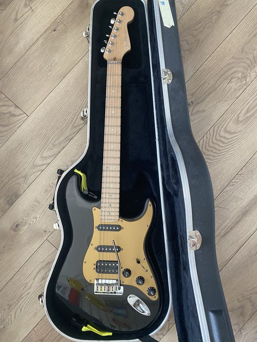 Fender deluxe montego black 2008