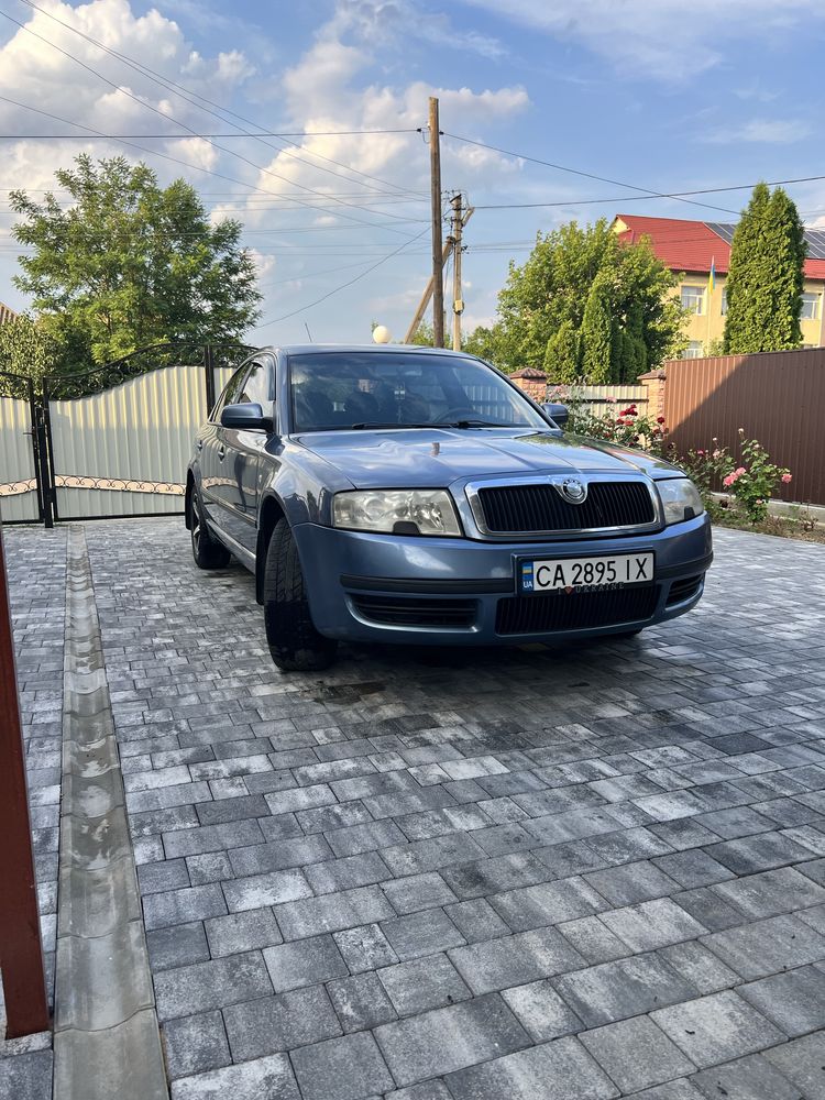 Авто SkodaSUPERB
