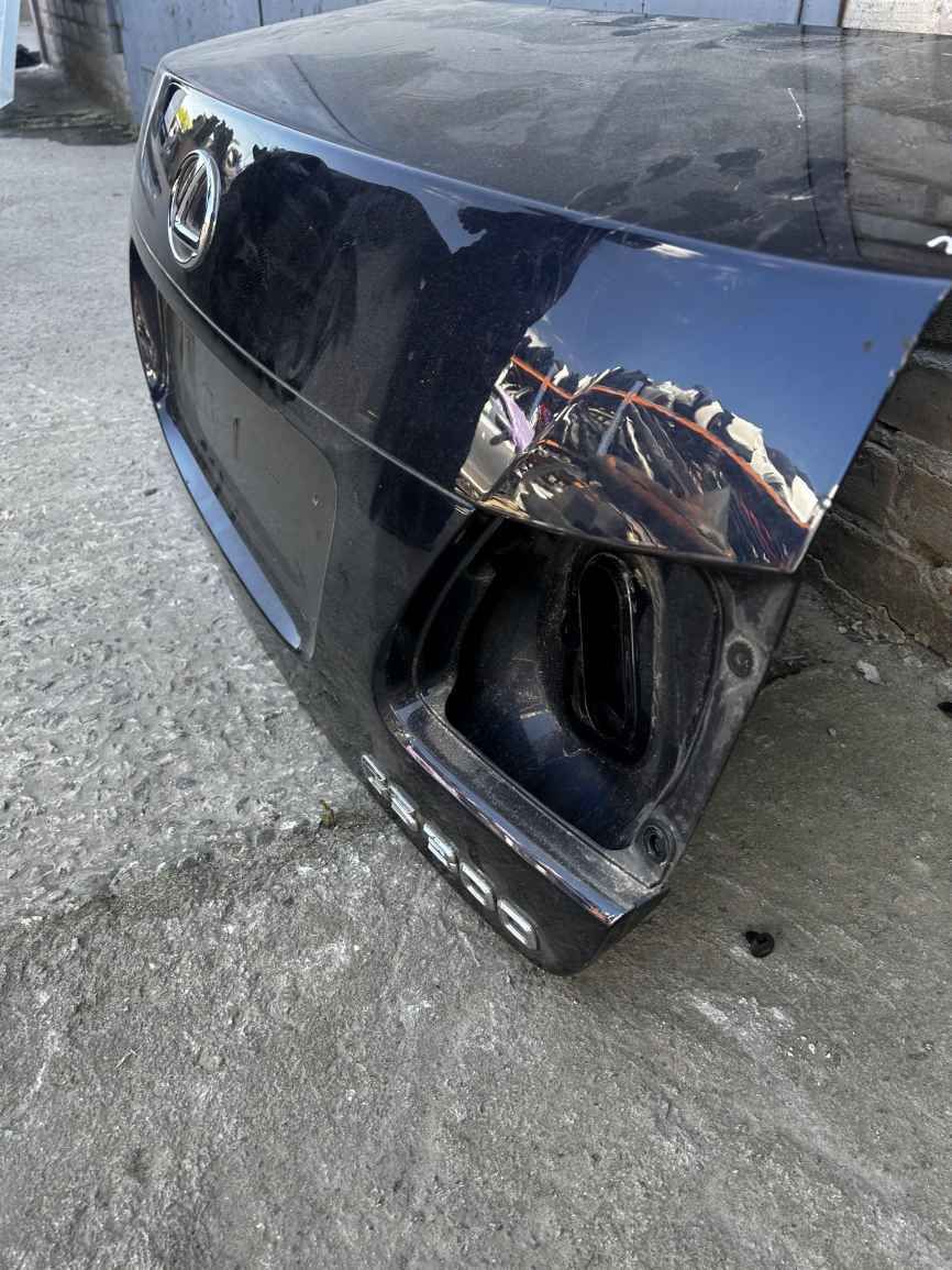 Toyota Lexus GS 06- Кришка багажника  LD0362 6440130B00